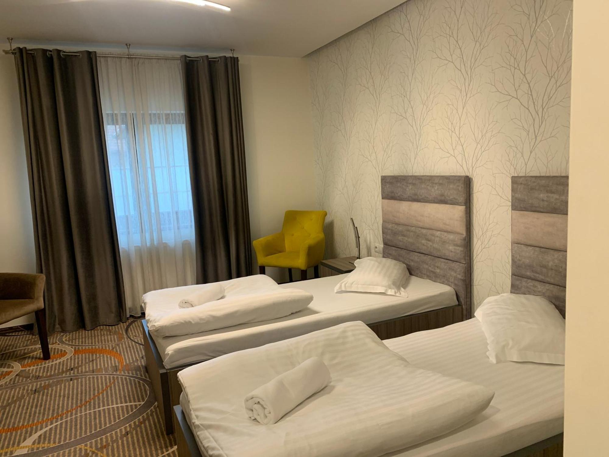Hotel Stella Di Monte Sibiu Esterno foto